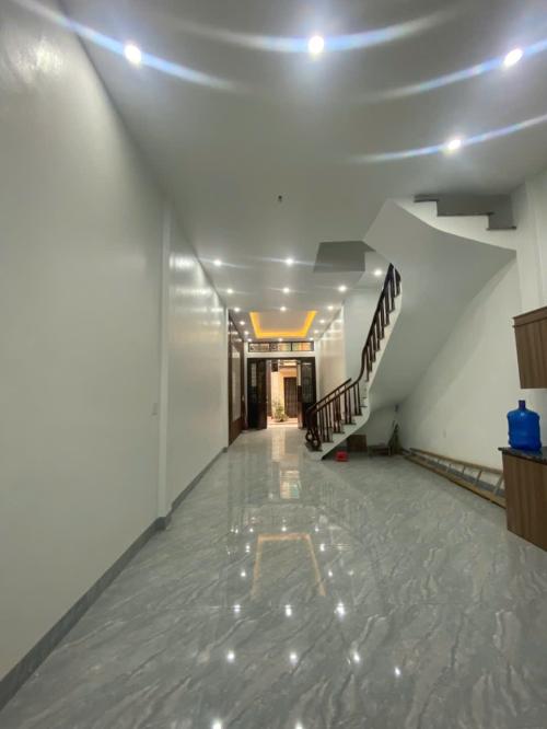 Nhà mới đẹp Q4, 4 tầng, ko quy hoạch, giá 2.3 tỷ, sở hữu ngay hôm nay!